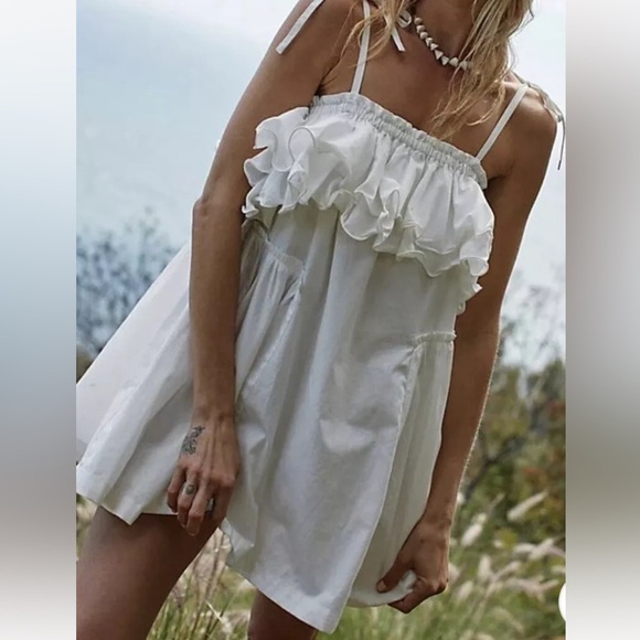 Free People Dresses & Skirts - Free People Have a Thing for You Ivory Strap/strapless Mini Dress